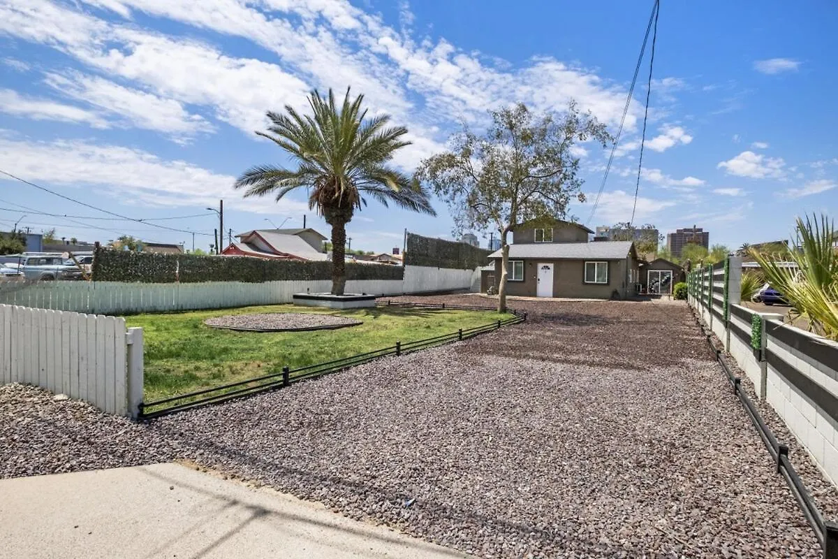 Your Downtown Cozy Studio With Backyard Unit C Phoenix Apartment